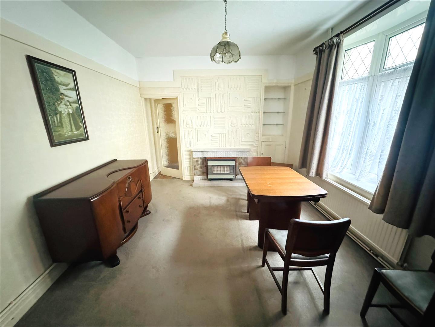 College Square, Llanelli, SA15 1DT